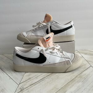 Nike Blazer Low 77 Vintage Mens Size 7 Black Sail White Shoes DA6364-101